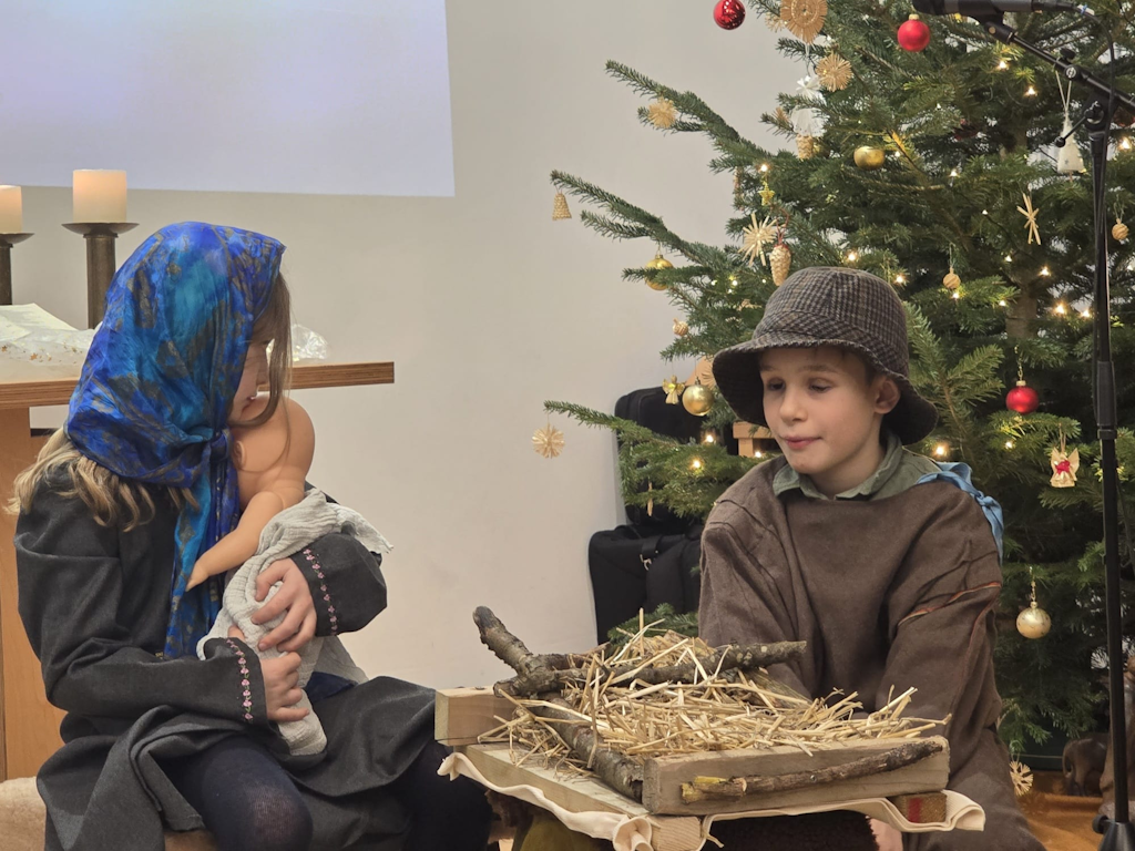 CVJM-Eutingen Gemeindezentrum Nachrichten Heilig Abend im Mäuerach- Heilige Familie CVJM-Eutingen Gemeindezentrum Mäuerach Stadtteil Eutingen Pforzheim Nachrichten Heilig Abend im Mäuerach - Heilige Familie